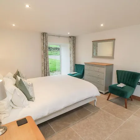 Owl Barn بيت للعطل